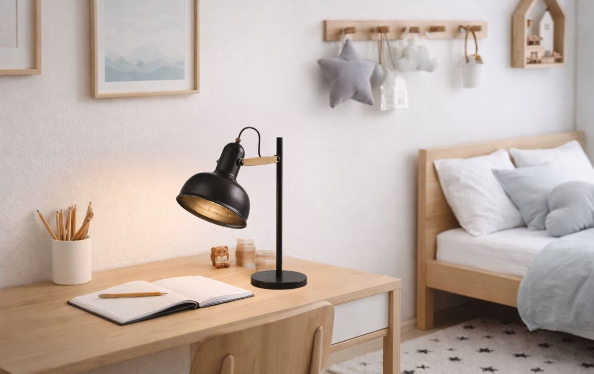 Lampka na biurko dla chłopca – jak wybrać światło, które wspiera naukę i rozwija wyobraźnię