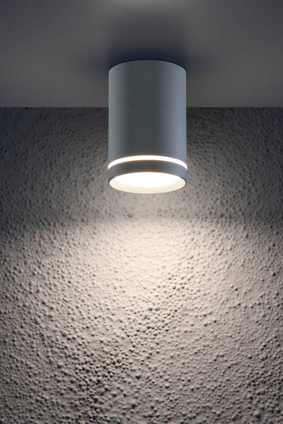 Zbliżenie na lampę sufitową Candellux Tuba