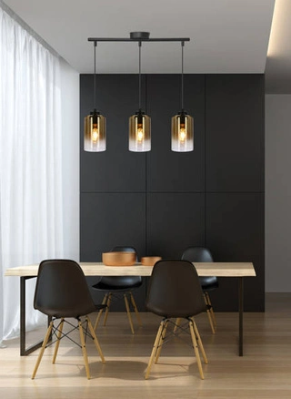 Lampa wisząca Aspra potrójna szklana czarna z kloszem bursztynowym do jadalni